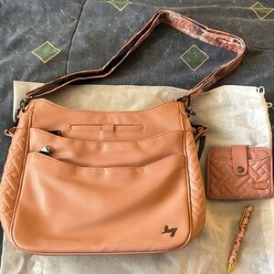Lug Cable Car Vegan Leather crossbody with matching Minuet wallet & pen.